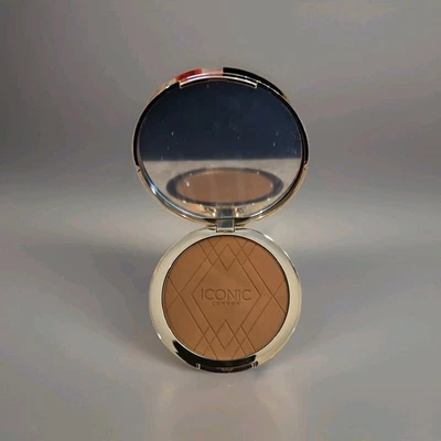 ICONIC LONDON Ultimate Bronzing Powder in Rich Bronze NEW 17g - Image 1 of 4