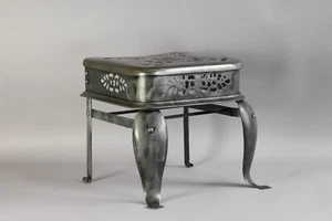 Trivet Stand - Picture 1 of 5