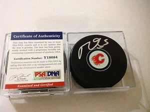 Mark Giordano Signed Calgary Flames Hockey Puck PSA DNA COA Autographed g - Picture 1 of 3