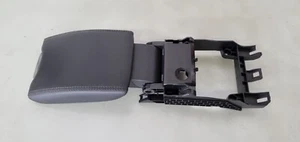 VOLVO V60 2013-18 BRACCIOLO IN PELLE 39823171 ORIGINALE - Foto 1 di 6