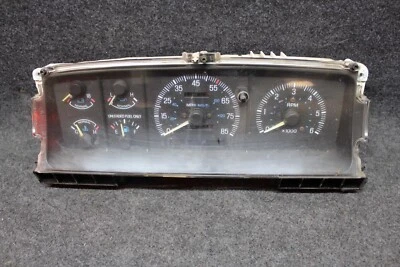 Ford F150 1990 tach gauge cluster Foto 1 de 4