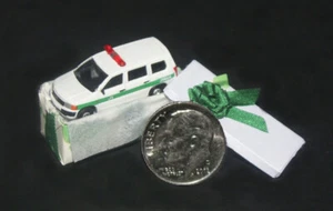 TOY CAR IN GIFT BOX Artisan Dollhouse Miniature Toys 1:12 Scale - Picture 1 of 1