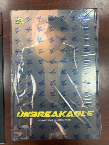 Soosootoys SST-044 1/6 Invincible Mark Grayson Male Action Figure Model Toys Cover