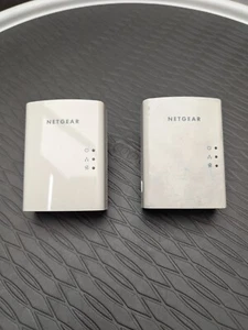 Netgear Powerline 500 Network Adapter XAV5201 v2 100Mps Ethernet - Picture 1 of 4