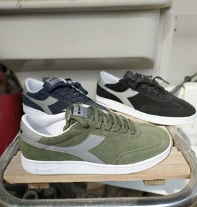diadora scarpe scamosciate