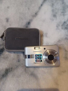 Samsung Digimax L60 6,0-MP-Kompakt-Digitalkamera silber - Bild 1 von 10