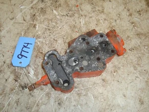 Case 540 Tractor Hydraulic Control Valve Block 530 - Picture 1 of 6