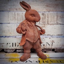 PETER RABBIT, CAST IRON GARDEN HOME STATUE, ORNAMENT, MEMORIAL, FIGURE, RUSTIC