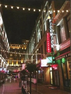 Cartolina Ohio Cleveland East Fourth Street di notte mai usata come nuova - Foto 1 di 1