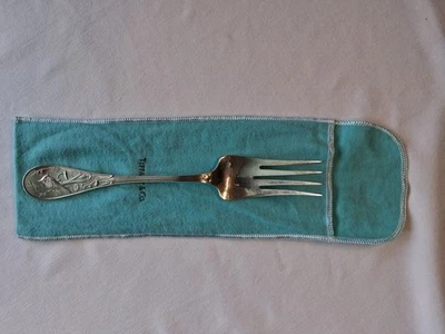 Garfo de carne Tiffany Audubon esterlina 9-1/8" sem monograma - Imagem 1 de 4