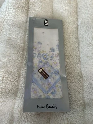 Pañuelo vintage Pierre Cardin floral Corea Japón azul nuevo en caja Foto 1 de 3