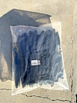 GWS R/C propellers Park Flyer for electric planes 100 new in a bag 10x80 black - Image 1 of 4