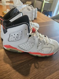 NIKE AIR JORDAN 6 RETRO WHITE-INFRARED-BLACK 2014 Size 6.5Y 384664-123 - Picture 1 of 9