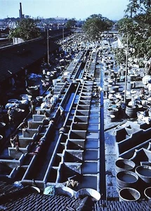 1960's Vintage Slide, Outside washing bays / water Barrels, Color Transparency - Picture 1 of 1