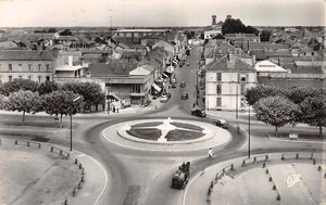 85 LA ROCHE SUR YON LE ROUND POINT - Bild 1 von 2