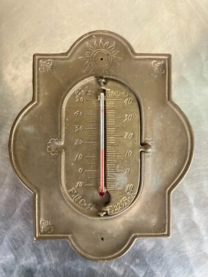 ANCIEN THERMOMETRE EN BRONZE A SYSTEME VOLETS CELSIUS FAHRENHEIT REAUMUR - Photo 1/4