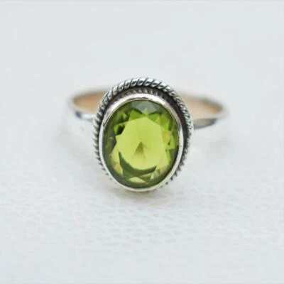 Fantastici Peridoto Topazio Gemma 925 Argento Sterling Mano Anello Tutti Taglia - Immagine 1 di 4