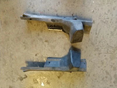 Placas de umbral trasero Toyota Corolla Deluxe E5 2T 3T Wagon 1978 76 77 Foto 1 de 4