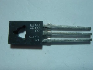 SD335 B = BD135 transistor NPN 40V 1,5A 12,5W hFE 28-71 #3-420 - Foto 1 di 2