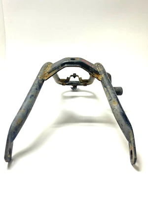 1991 Suzuki Dr250S reforço OEM, para-lama traseiro 63120-14D11 - Imagem 1 de 4