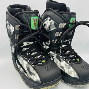 Vintage World Industries Flameboy Camouflage Snowboard Boots Size 4 - Picture 1 of 15