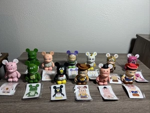 Disney Parks Vinylmation Figur Toy Story Serie 1 komplettes 12-teiliges Set mit Verfolger - Bild 1 von 4