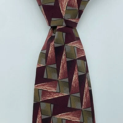 Corbata de Seda KARL LAGERFELD Roja Estampado Geométrico Retro Triángulo Para Hombre 3.5" Hecha en EE. UU. Foto 1 de 4