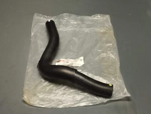 Yamaha genuine new yzf r1 04-06 radiator hose 7 pn 5vy-12551-00 - Picture 1 of 2