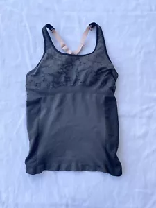 Fabletics grau pink Performance Tank integrierter BH Racerback Gr. Medium M Top - Bild 1 von 7
