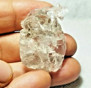 22 grams Quartz Etched Crystal Mineral Specimens from Skardu,Pakistan - Picture 1 of 8
