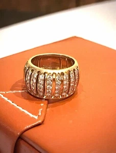 Estate Diamond Statement/Anniversay 18KT Gold Band Ring -- Sizable - Picture 1 of 10