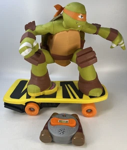 Teenage Mutant Ninja Turtles Michelangelo RC Skateboarding With Remote Tested - Picture 1 of 14