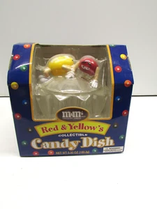 M&M's Red & Yellow's Sammlerstück Kunststoff Süßigkeiten Geschirr Division of Mars, Inc. NEU - Bild 1 von 4