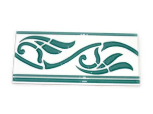 Fliesen Bordüren 25x10,8 cm Fliesenbordüre Bad Bordüre Ricciolo verde grün weiß - Bild 1 von 3
