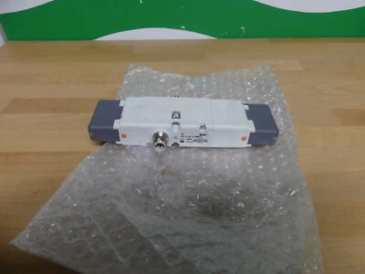 SMC EVS1-01-FJG-D-3ZRM0-Q Elektromagnetventil - Bild 1 von 3