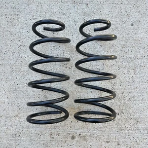 GENUINE 2010-2023 OEM TOYOTA 4RUNNER SR5 TRD REAR COIL SPRING SET [18K MILES] - Picture 1 of 4