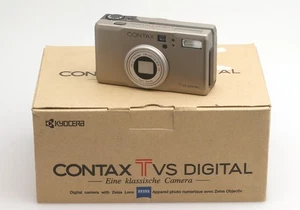 Contax TVS digitale con zoom Carl Zeiss Vario Sonnar 2,8-4,8/7,3-21,9 T* - Foto 1 di 9