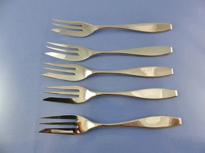 desconocido JUEGO DE 5 HORQUILLAS DE PASTELERÍA LISA O PASTEL DE BG ALEMANIA Foto 1 de 4