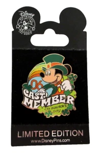 DISNEY WORLD🌈ST PATRICK'S DAY🍀2006 CAST MEMBER MICKEY PIN- LE OF 1000- #45580 - Picture 1 of 3