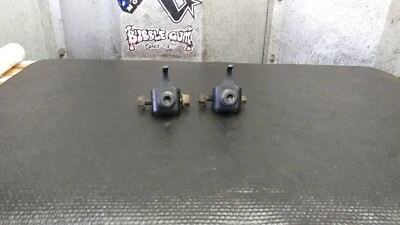  87-04 FORD MUSTANG 8.8 REAR AXLE SHOCK ABSORBER LOWER MOUNT MOUNTS BRACKET SET - image 1 of 4