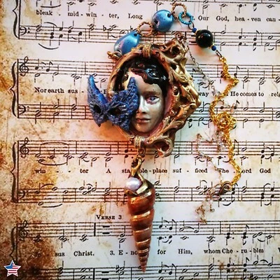 Fantasma de la Ópera Bisutería Muñeca Cabeza Colgante Actor Teatro Máscara Dije Foto 1 de 4