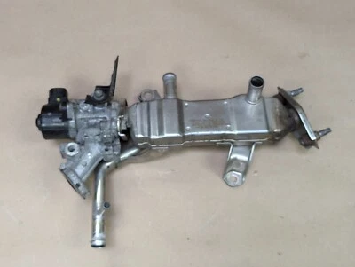 Toyota Prius EGR 2010-2015 válvula con enfriador 25601-37010 25620-37120 OEM P408125 Foto 1 de 4