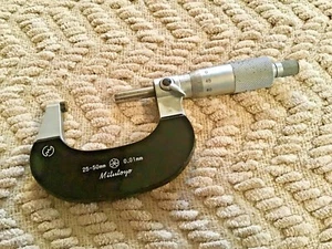 MITUTOYO NO. 102-118, 25-50mm, 0.01mm with Ratchet Stop and Carbide Tips - Picture 1 of 8