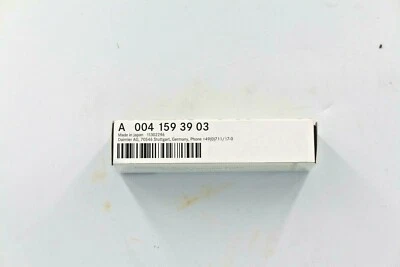 Оригинальная свеча зажигания Mercedes-Benz 8 шт 0041593903 - Изображение 1 из 2