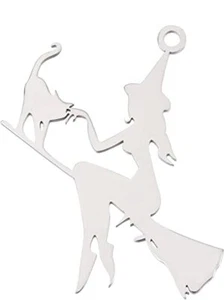 Ciondolo scopa gatto strega Halloween acciaio inox per collana vestito natalizio NUOVO - Foto 1 di 2