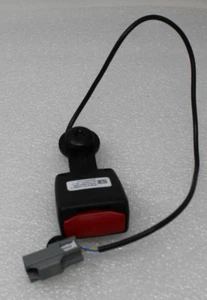 New Genuine Tesla Model X 2ND ROW SEAT BELT BUCKLE 2020 -2024 1155033-05-C OEM - Picture 1 of 6