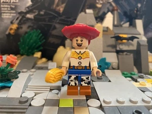 Minifigura Lego Toy Story - Jesse - Imagen 1 de 2