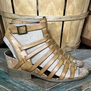 White Mountain Sella Faux Tan Leather Cork Strappy Gladiator Sandals Womens 9.5 - Picture 1 of 11
