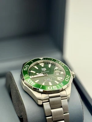 Tag Heuer Aquaracer Automatic 43mm Green Dial Men's Watch WAY201S - Image 1 of 4