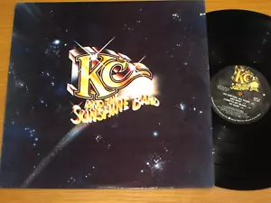 FUNK/DISCO LP - K C & THE SUNSHINE BAND - TK 607 - "WHO DO YA LOVE" - Imagen 1 de 4